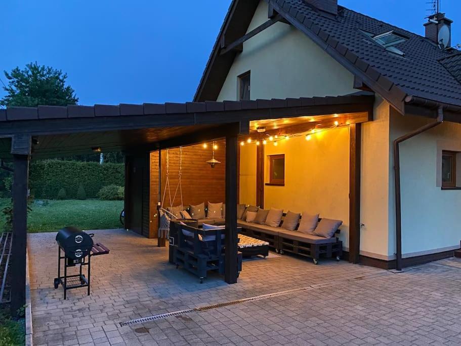 4 Bedroom Family House With Access To A Hot Tub Goczałkowice-Zdrój Kültér fotó
