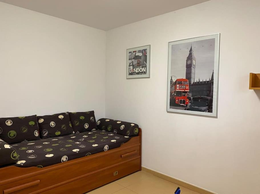 4 Bedroom Family House With Access To A Hot Tub Goczałkowice-Zdrój Kültér fotó